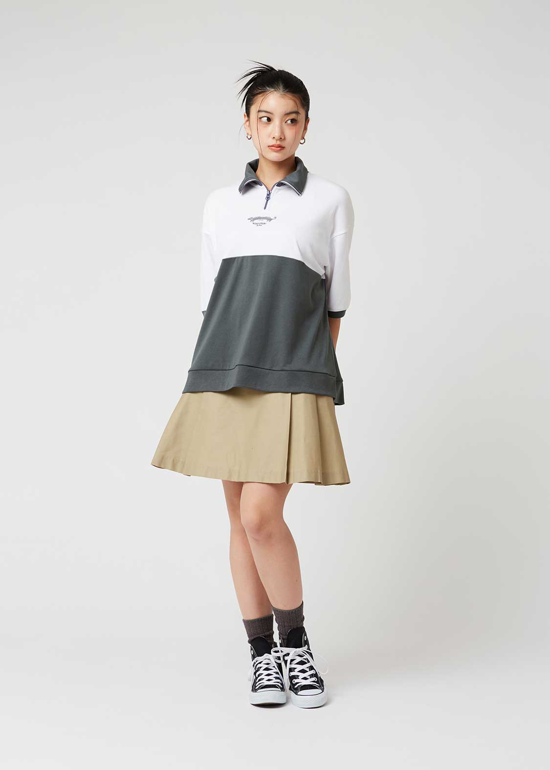 Hiesugiruinu (Nagasugiruinu) | Half-Zip Big Silhouette T-Shirt