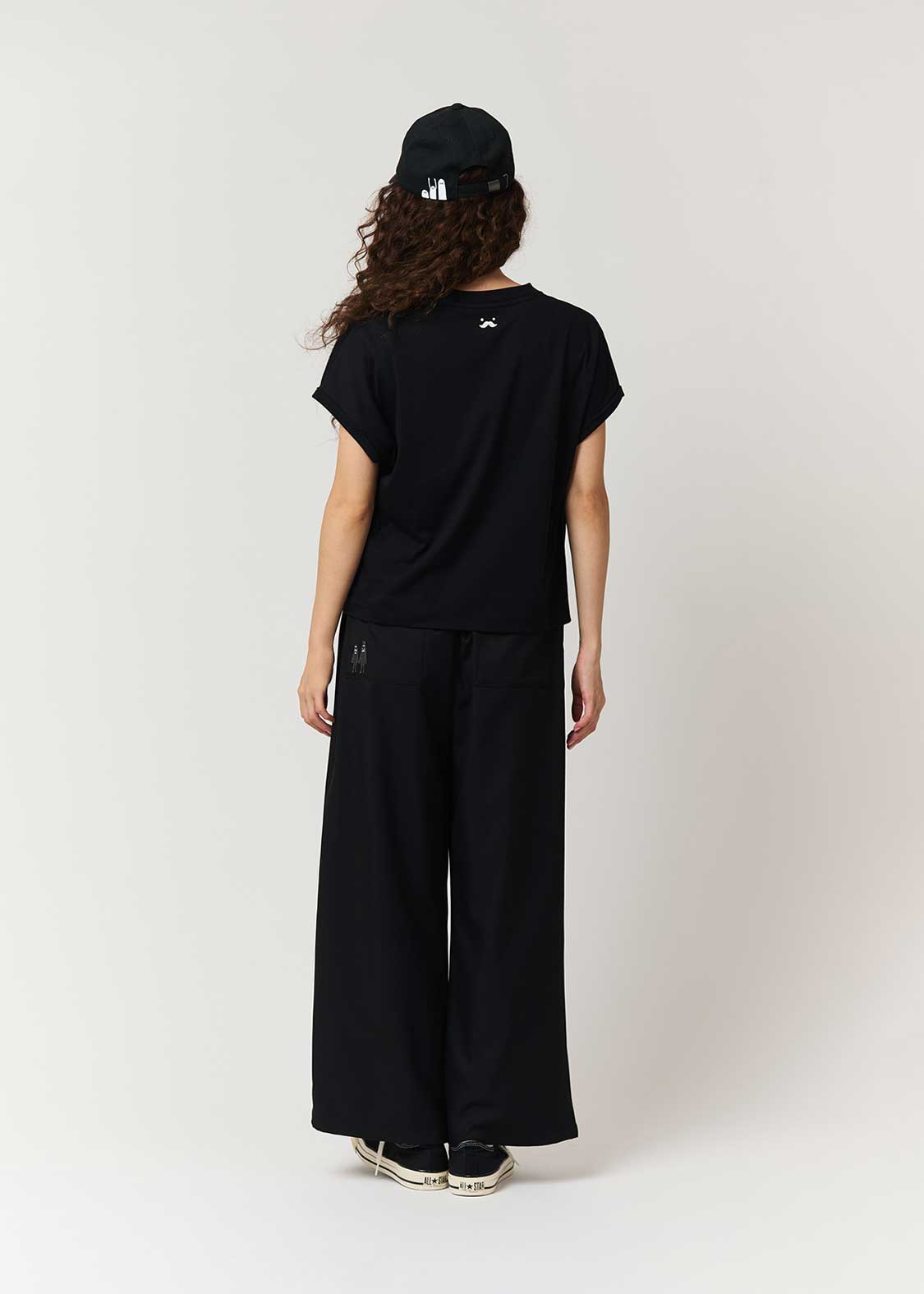 Beautiful Shadow Gentlemen | Roll-Up T-Shirt