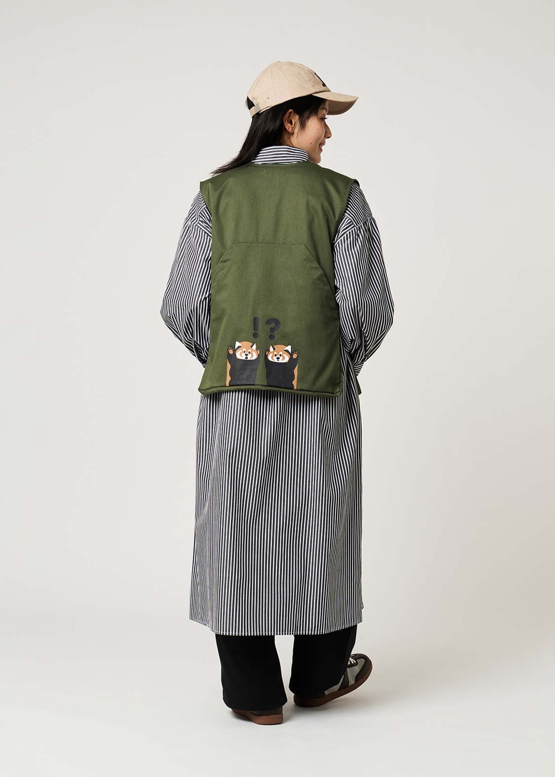 Ikaku Bikkuri Hatena | Big Pocket Vest