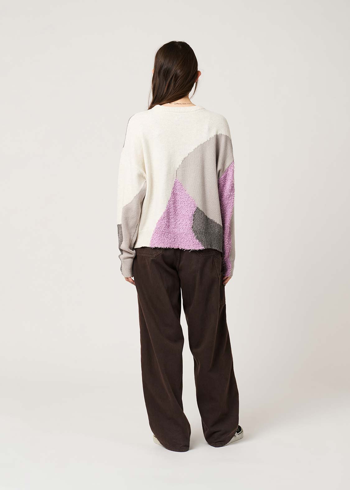 Ikaku | Switch Crew Neck Knit