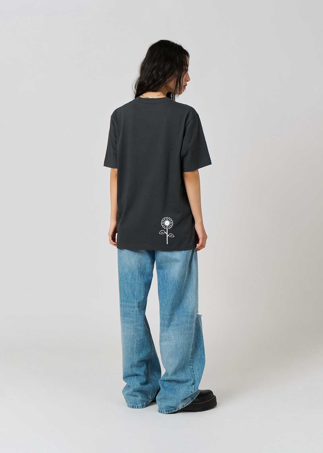 Sunflower Beautiful Shadow Sumikuro | T-Shirts