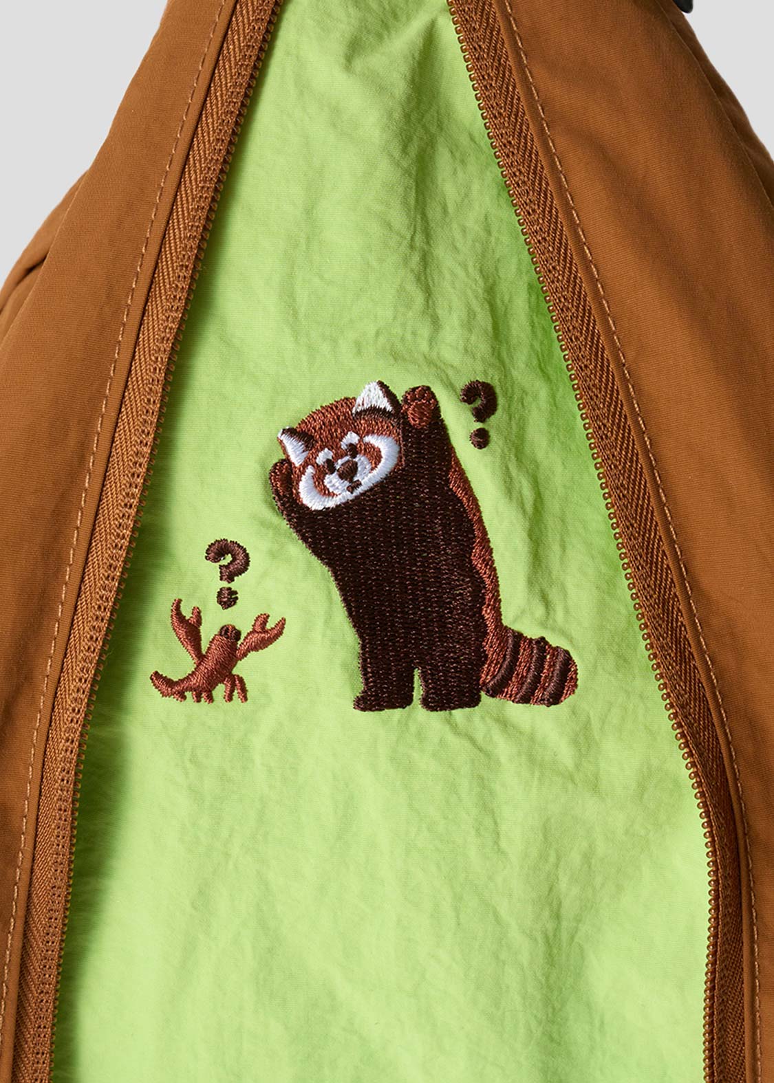 Ikaku Bikkuri Hatena A | Shoulder Bag