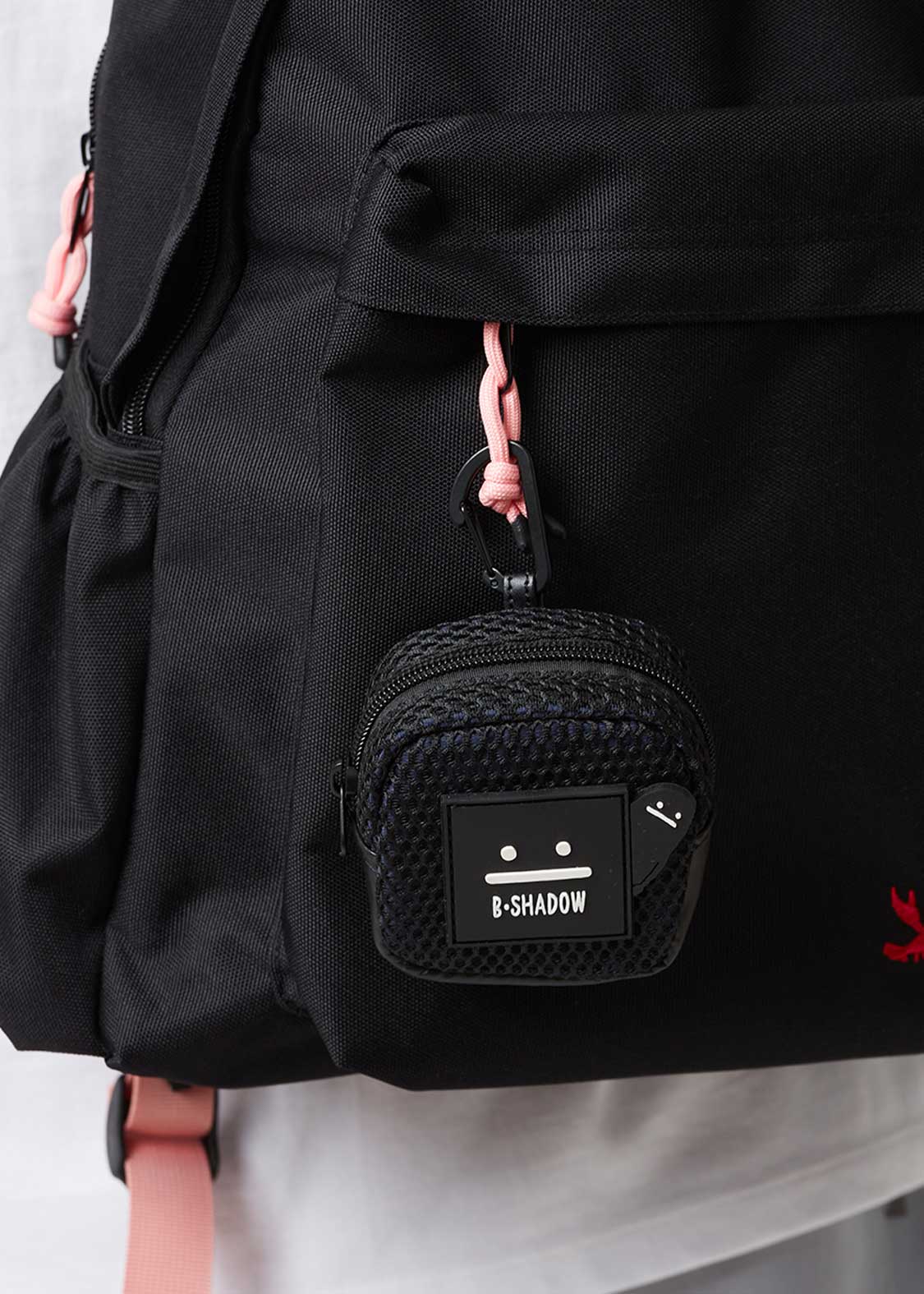 Beautiful Shadow Zoom | Mesh Square Pouch