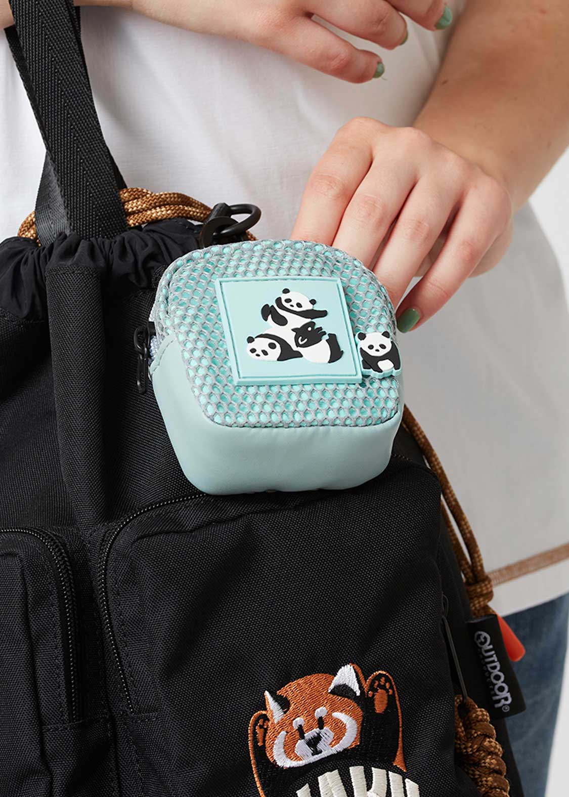 Rolling Pandas | Mesh Square Pouch