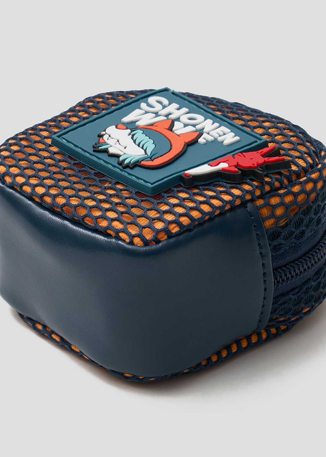 Shonen Wolf B | Mesh Square Pouch