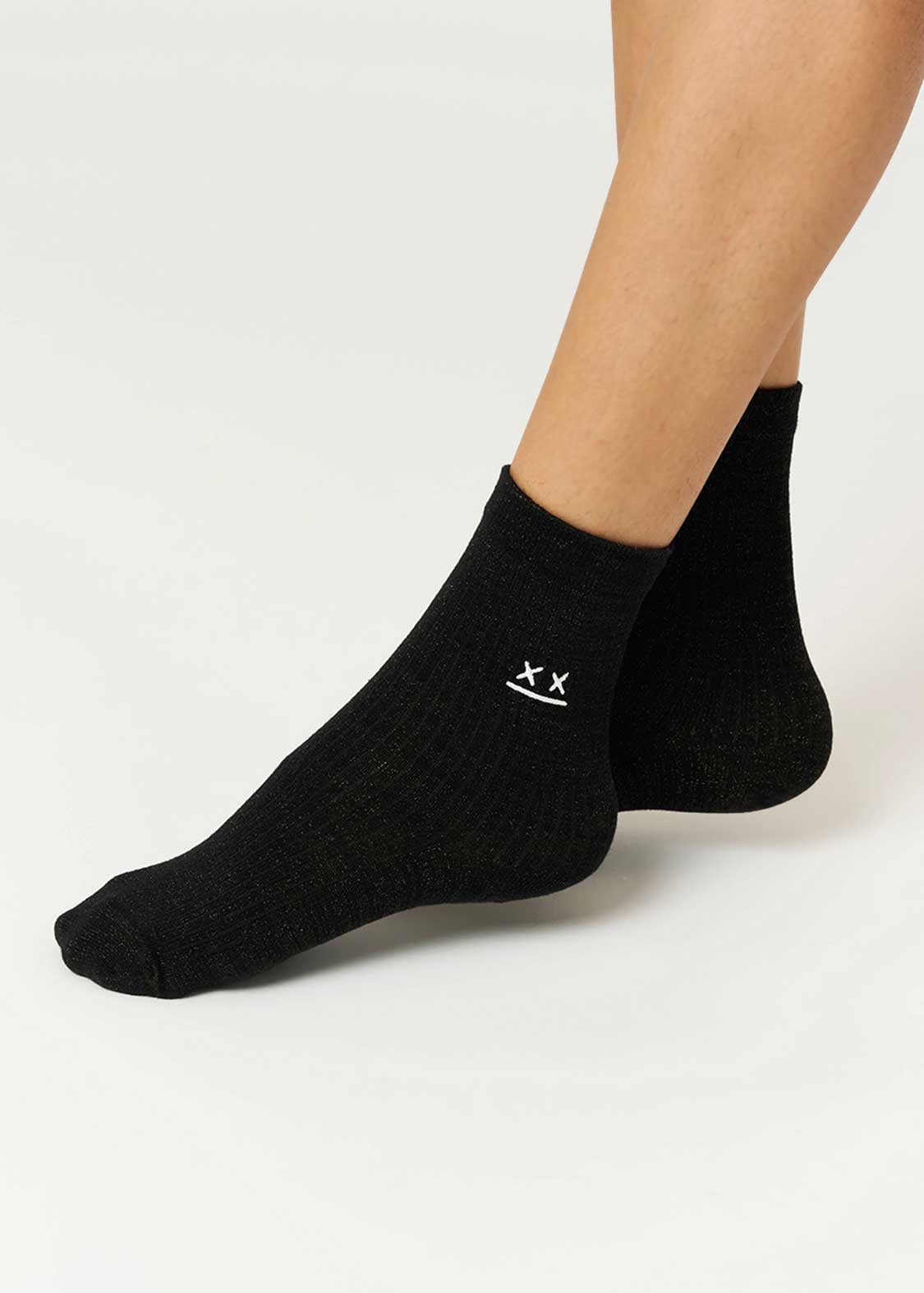 Beautiful Shadow Zoom | Glitter Mid-Length Socks