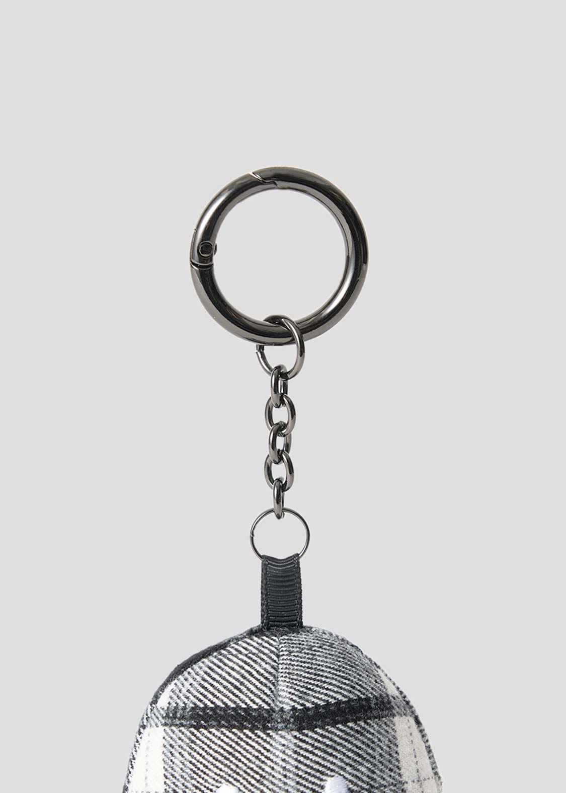 Beautiful Shadow BW | Check Charm