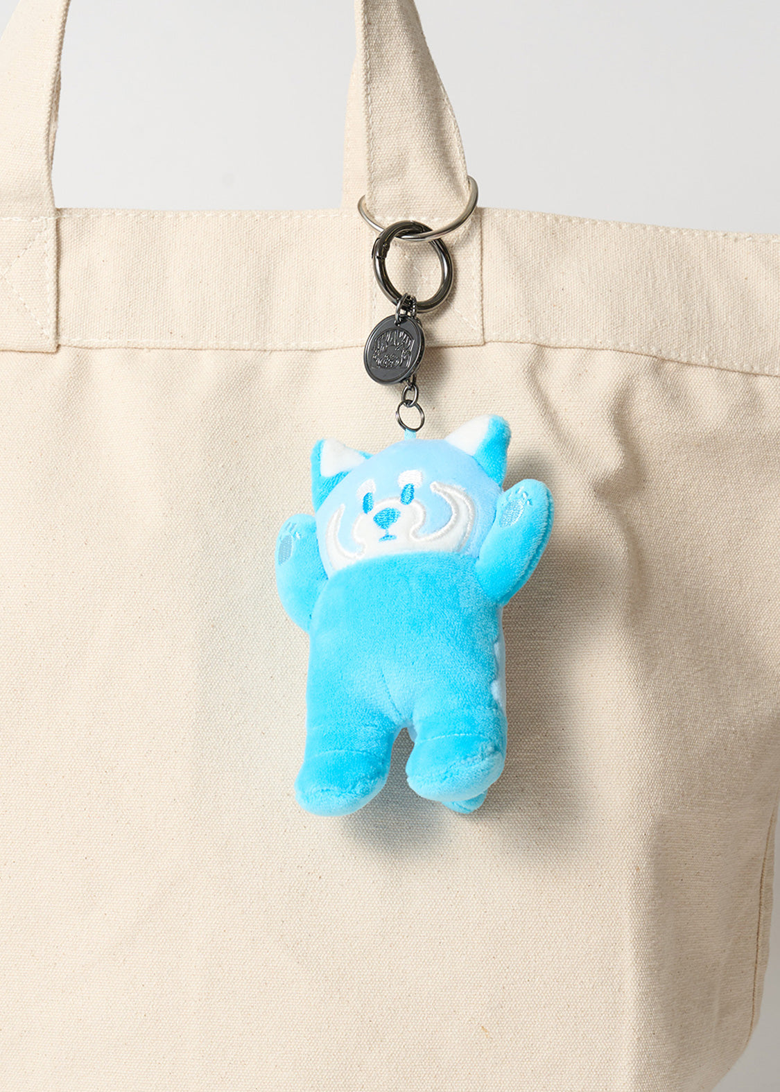 Ikaku Icy | Mini Charm