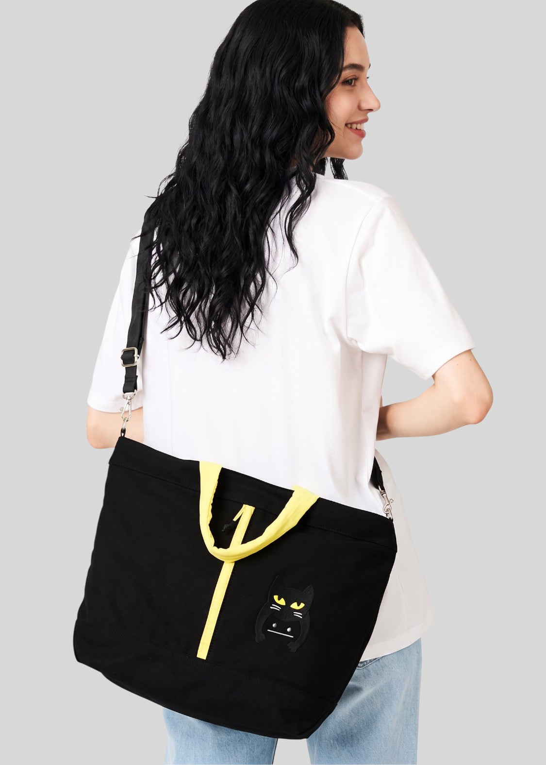 Via Artists Nekokaburi Beautiful Shadow black cotton canvas 2-way tote bag with yellow handles and cat embroidery