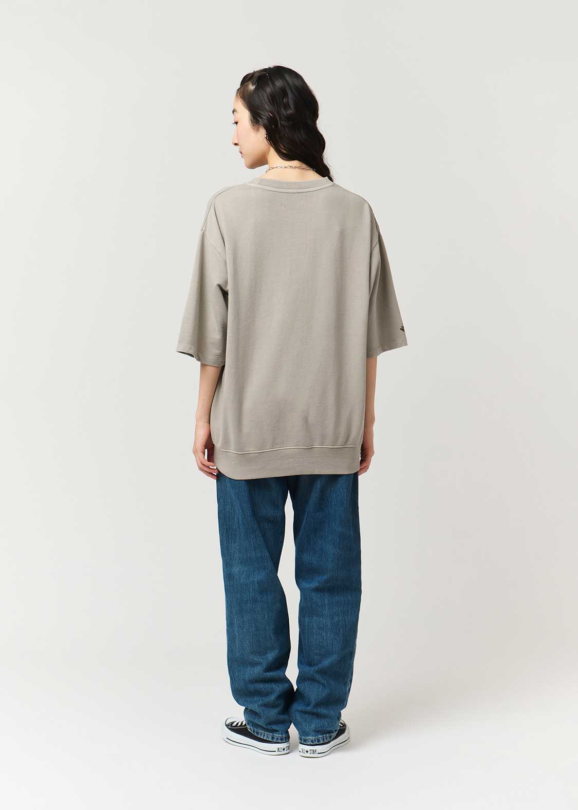 Rolling Pandas Tee | Pigment Short Sleeve Sweatshirt