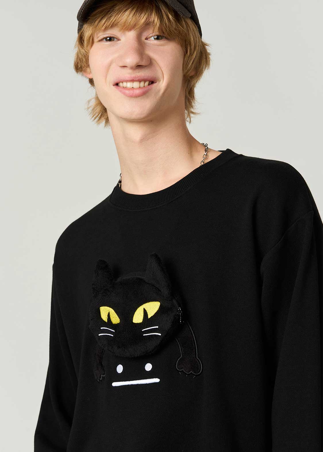 Neko Kaburi Beautiful Shadow | Pocket Fleece Sweatshirt