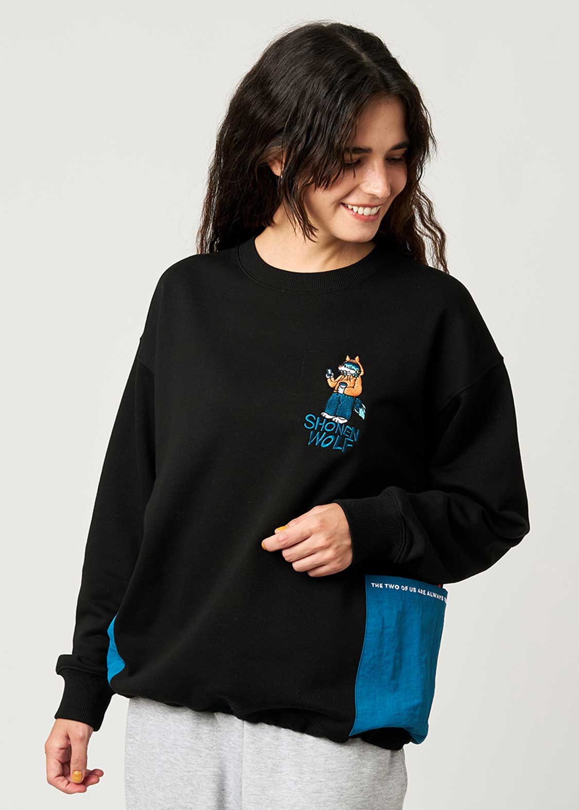 Shonen Wolf | Side Pocket Sweatshirt