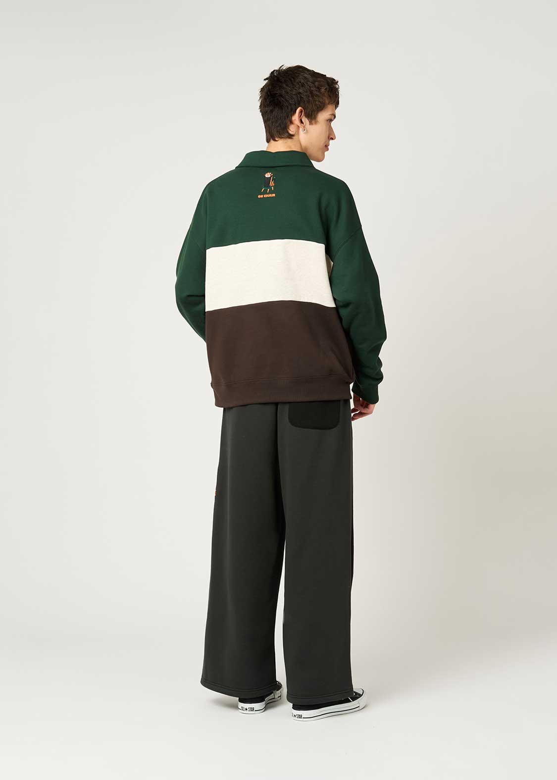 Ikaku Suwari | Fluffy Fleece Collared Sweatshirt