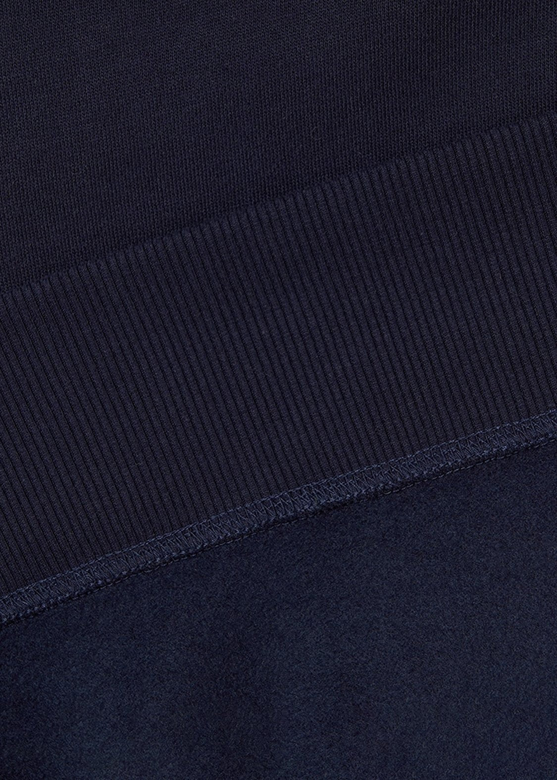 Ikaku C | Fleece-Lined Sweatshirt