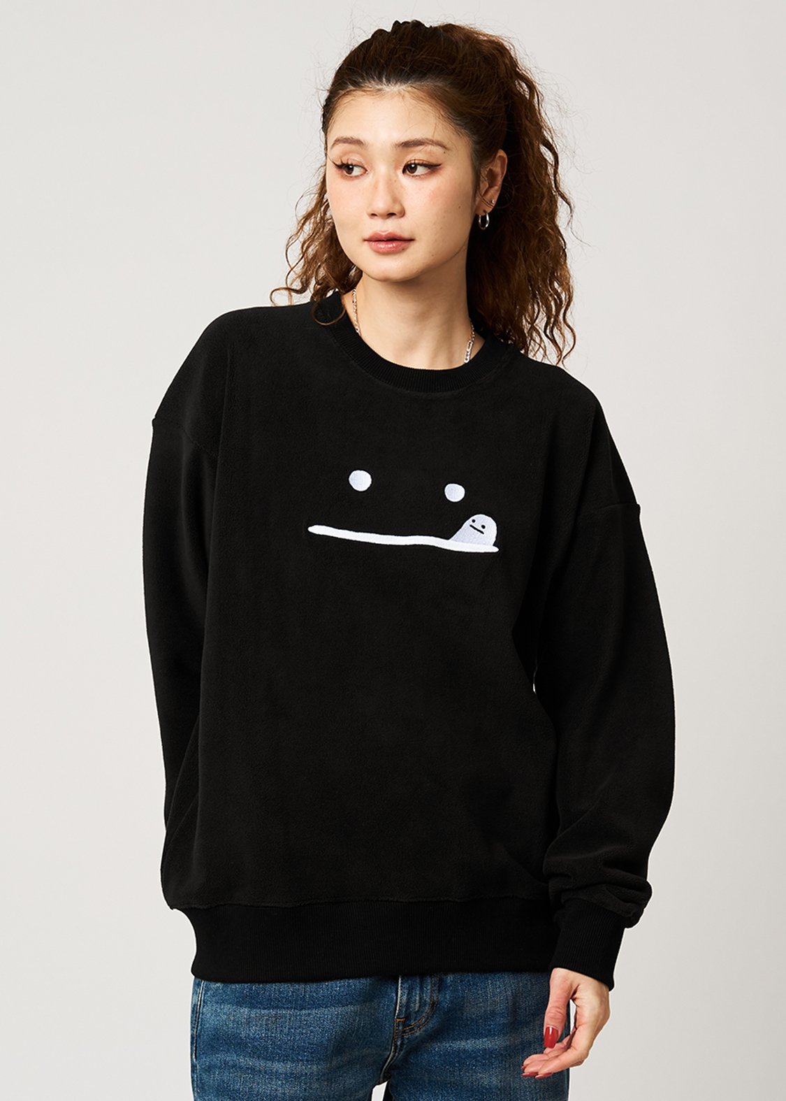 Beautiful Shadow Zoom | Mochifuwa Fleece Sweatshirt