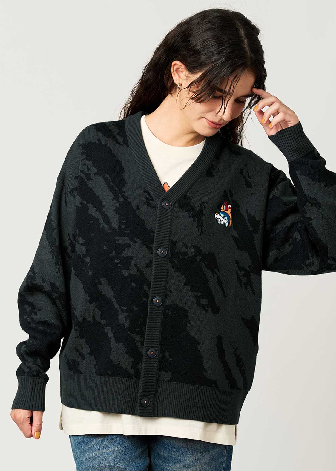 Shonen Wolf | Jacquard V-Neck Knit Cardigan