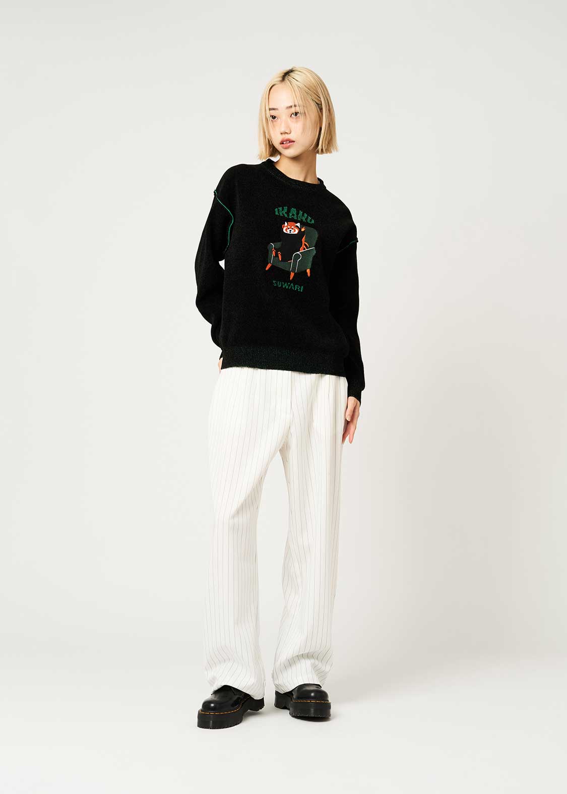 Ikaku Suwari | Mole Crew Neck Knit