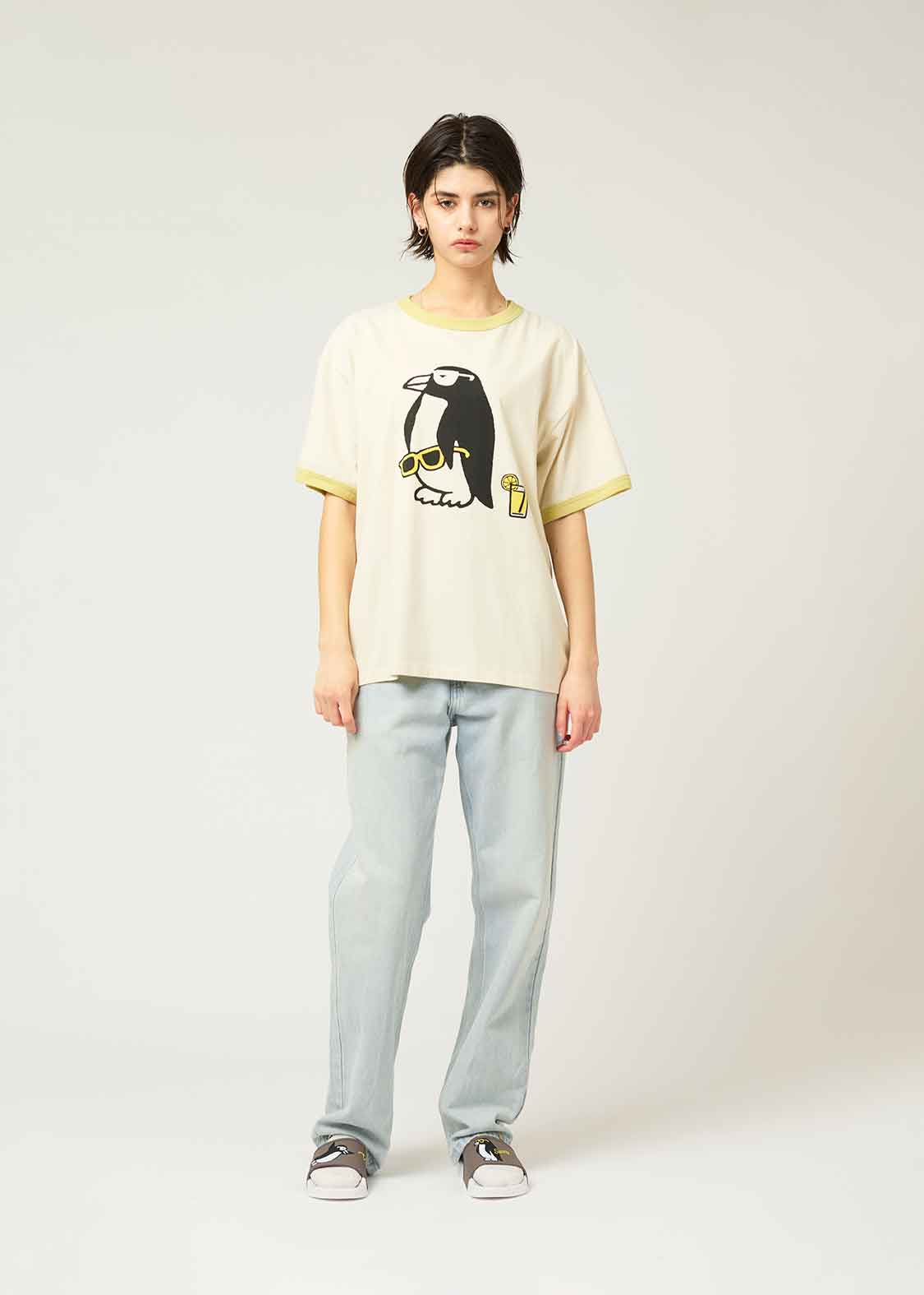 Big Silhouette Short Sleeve Trim Tee (City boy Penguin)