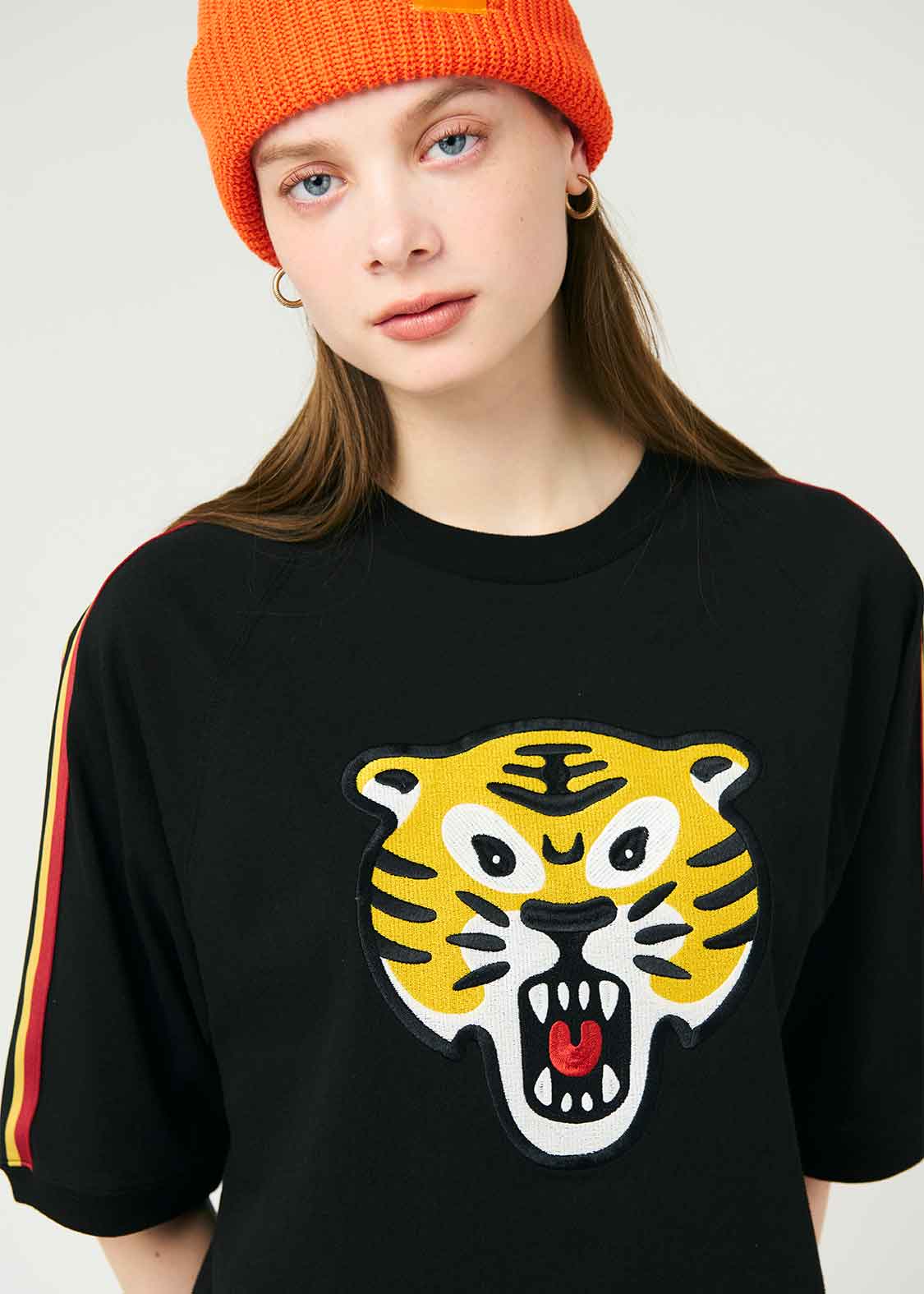 Line Raglan Half Sleeve Tee (Awesome Tiger)