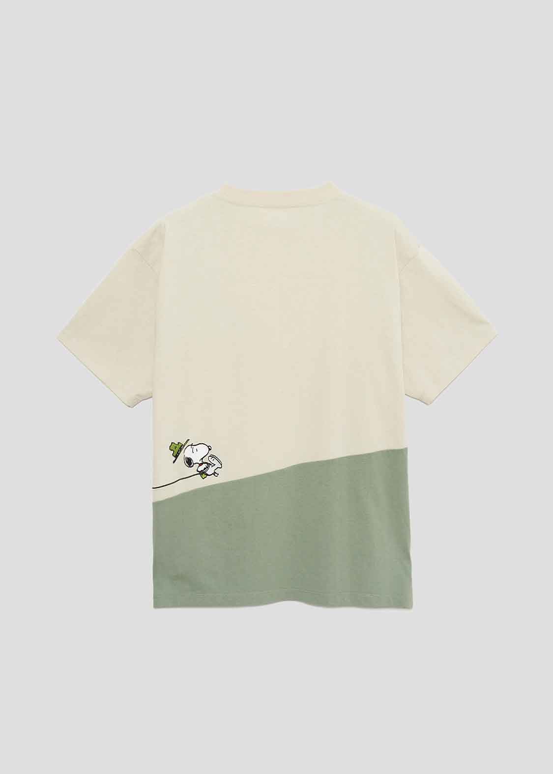 Peanuts Big Silhouette Short Sleeve Tshirt (Peanuts_Climbing)