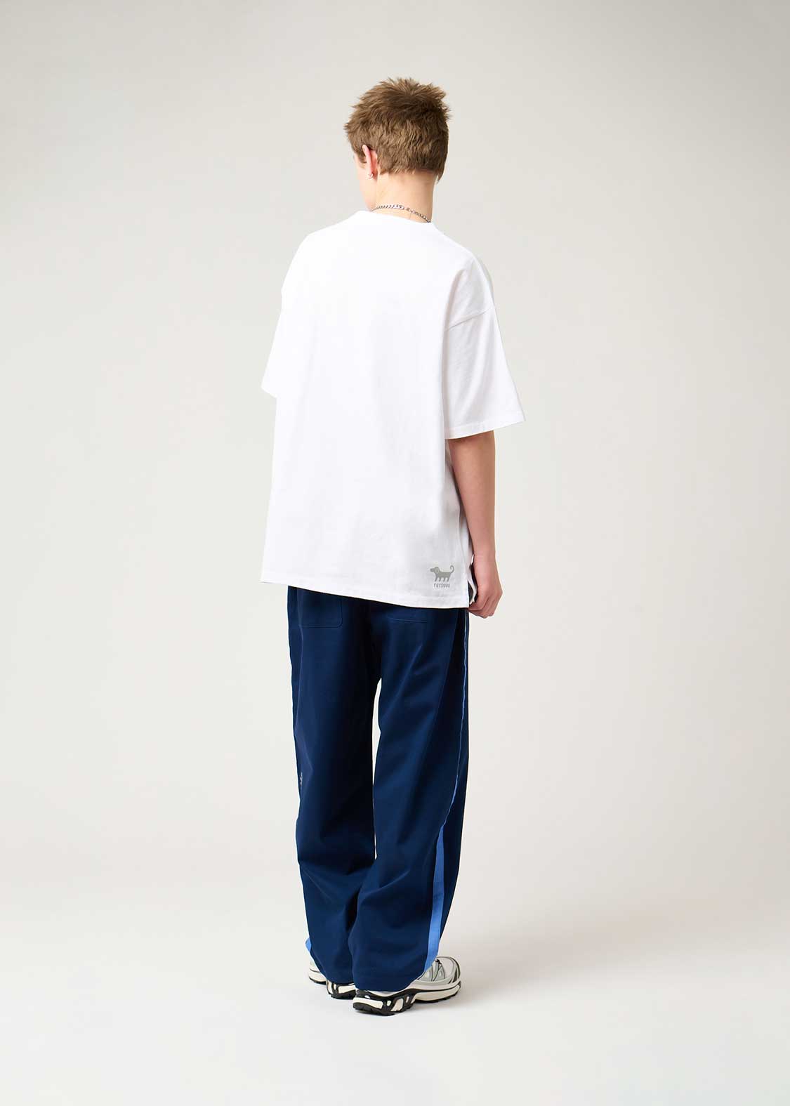 Big Silhouette Tee (Nagasugiru Inu)