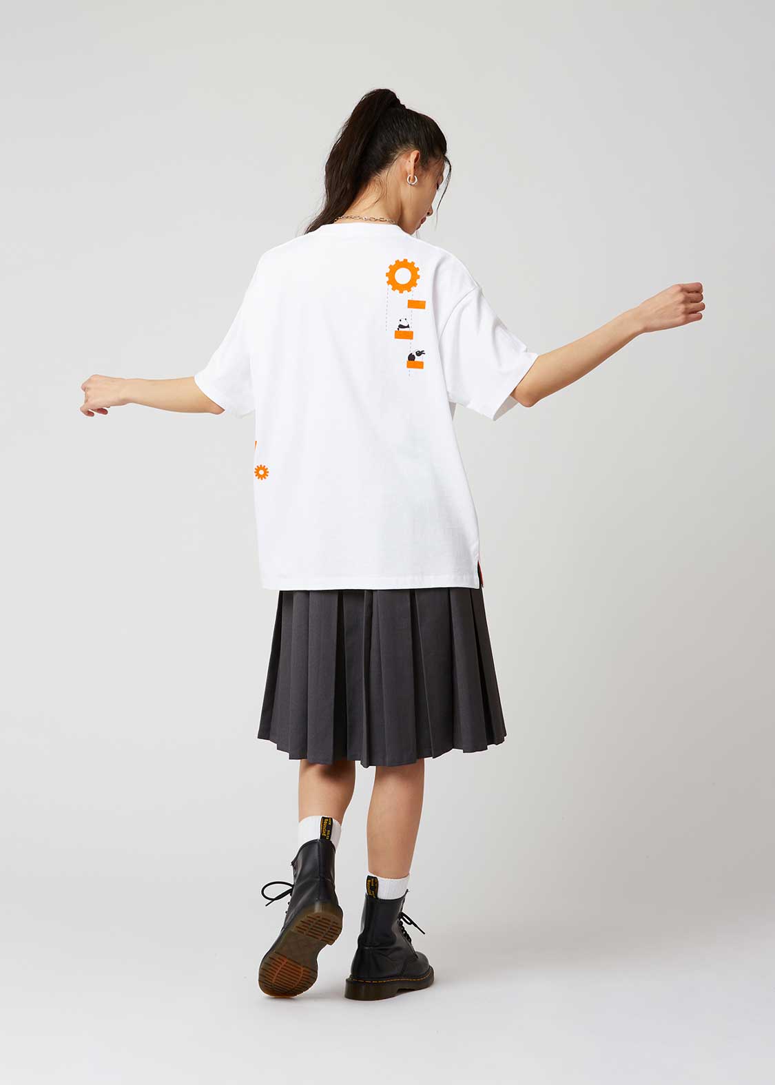 Big Silhouette Short Sleeve Tee (Rolling Pandas Factory)