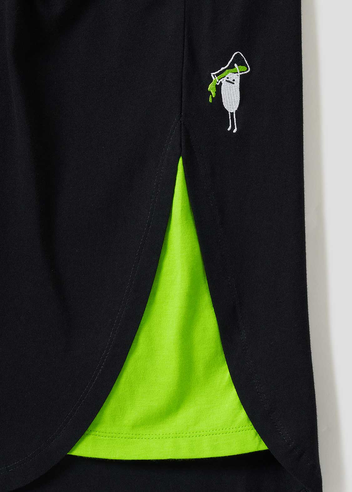 Side Gusset Short Sleeve Tee (Beautiful Shadow Creature)