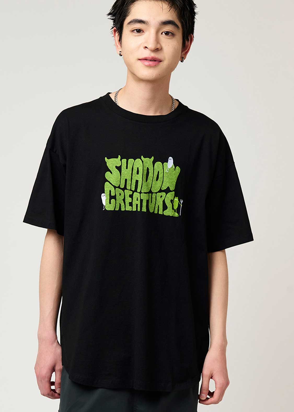 Side Gusset Short Sleeve Tee (Beautiful Shadow Creature)