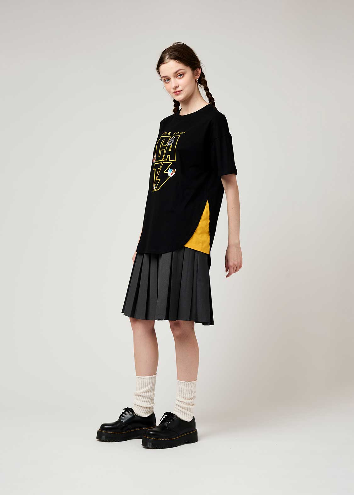 Side Gusset Short Sleeve Tee (THE FOUR CATS Face)