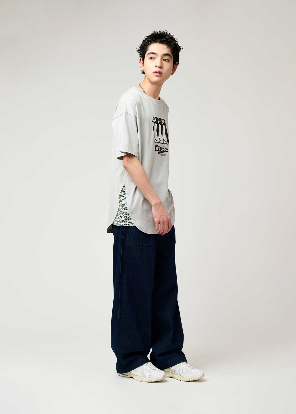 Side Gusset Short Sleeve Tee (City boy Penguin 2)