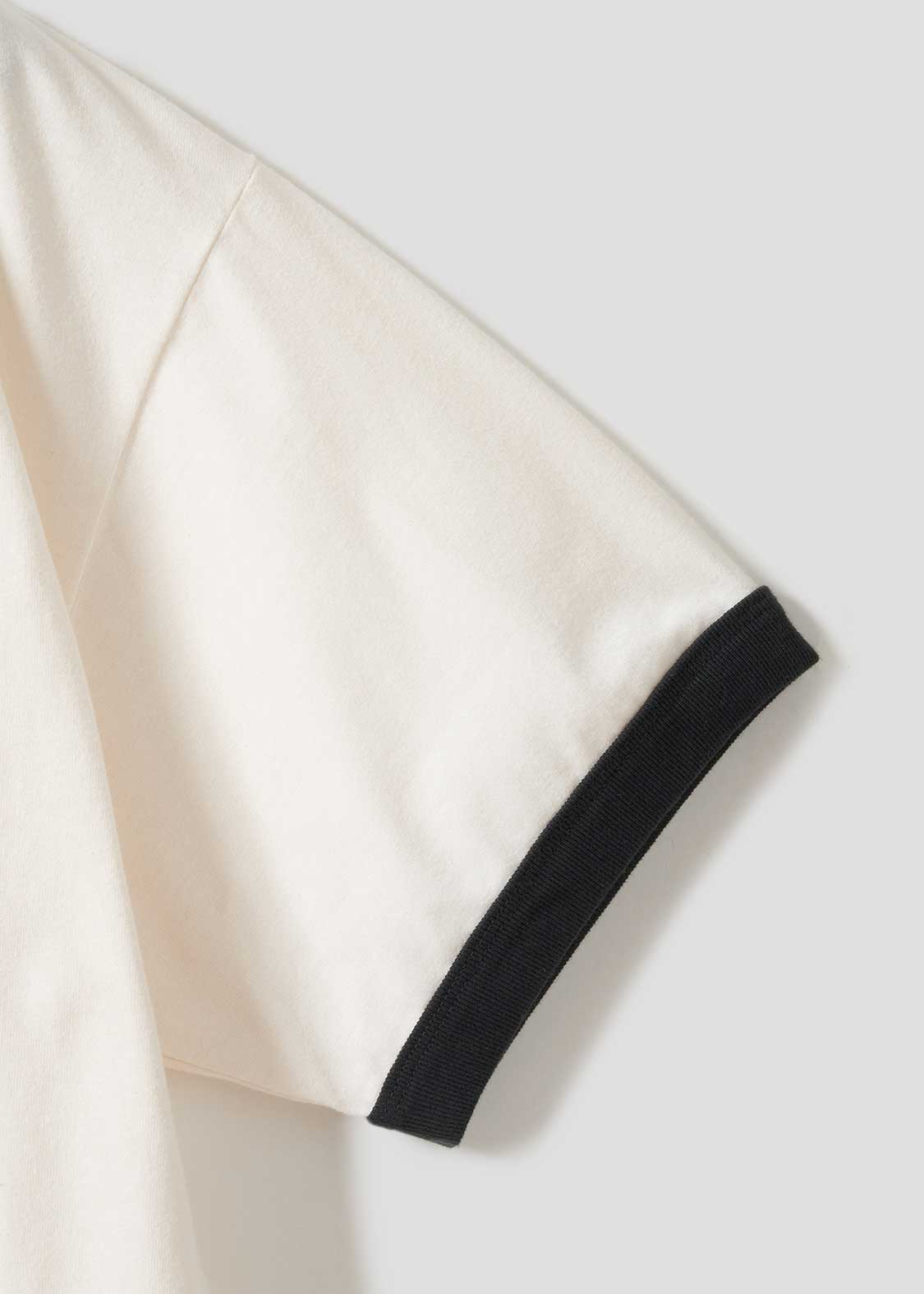 Beautiful Shadow Creature | Big Silhouette Trim T-shirt