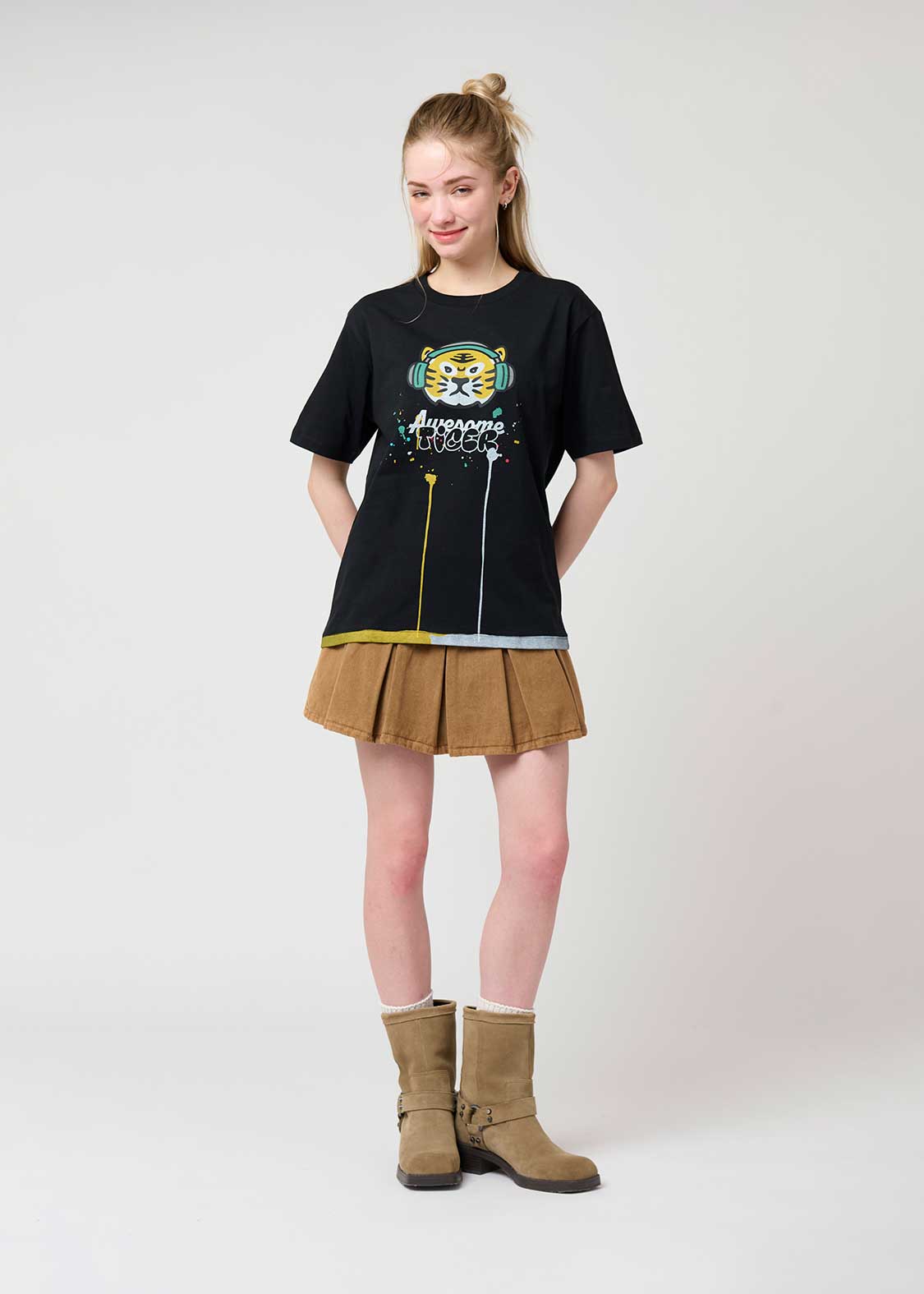 Basic Tshirt (Awesome Tiger Rock Calm)