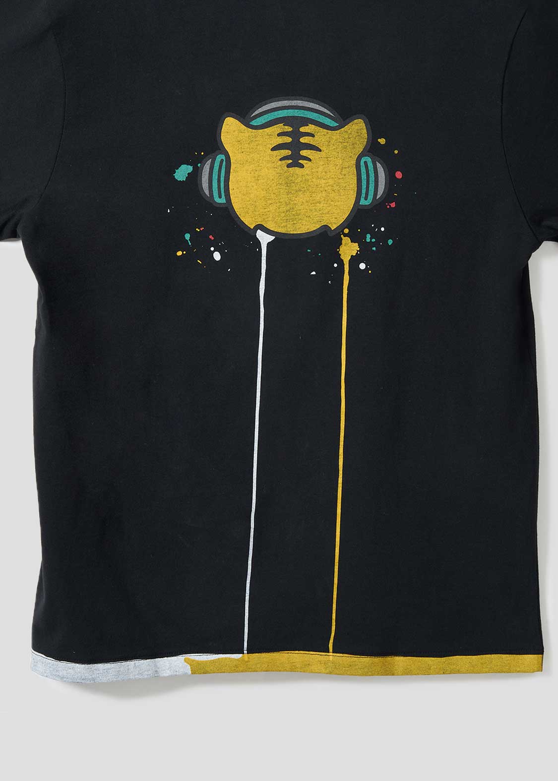 Basic Tshirt (Awesome Tiger Rock Calm)