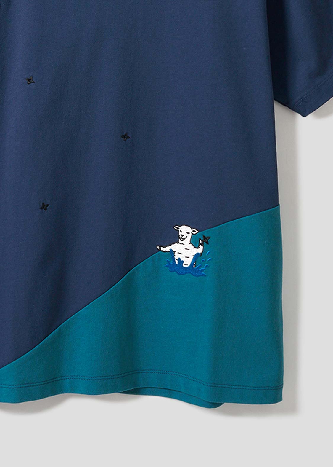 Sea Side Switching Big Silhouette Short Sleeve Tee (Lamb Chop NINJA)