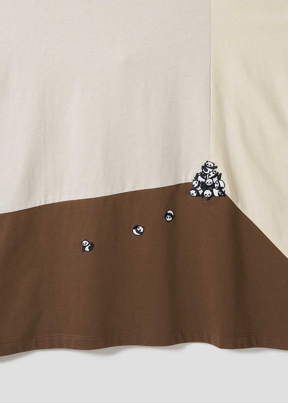 Rolling Pandas | My Home Switching Big Silhouette T-Shirt