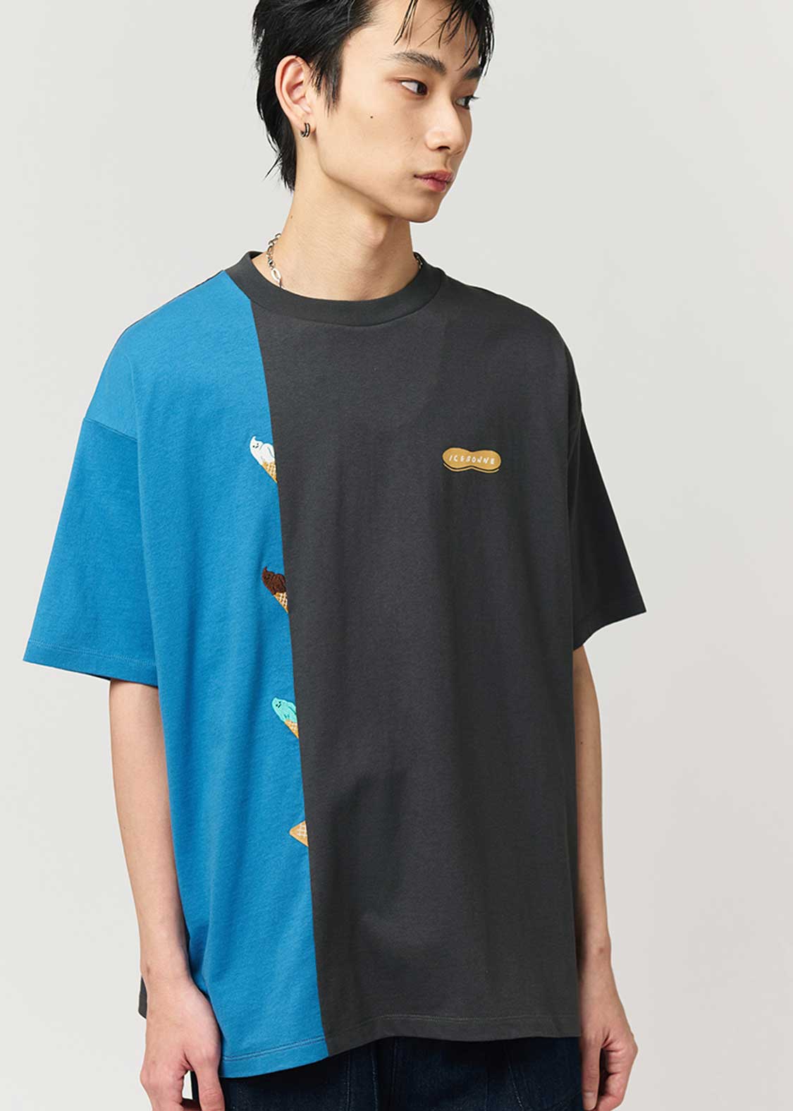 Icebonne | Hello Switching Big Silhouette T-Shirt