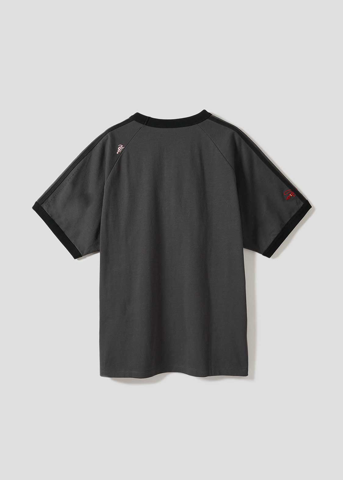 Mysterious Animals | Line T-Shirt