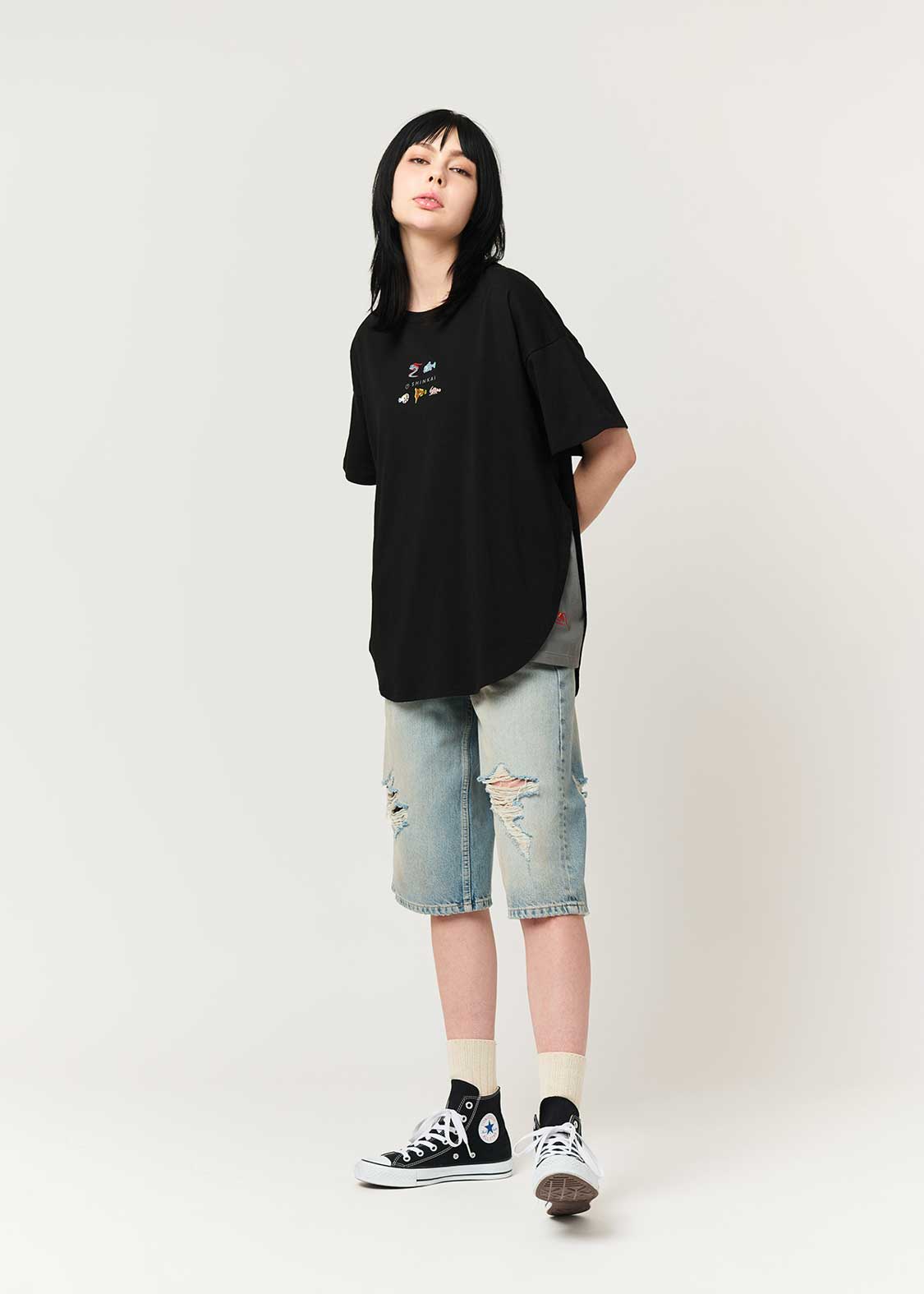 Mysterious Animals | Side Gusset T-Shirt