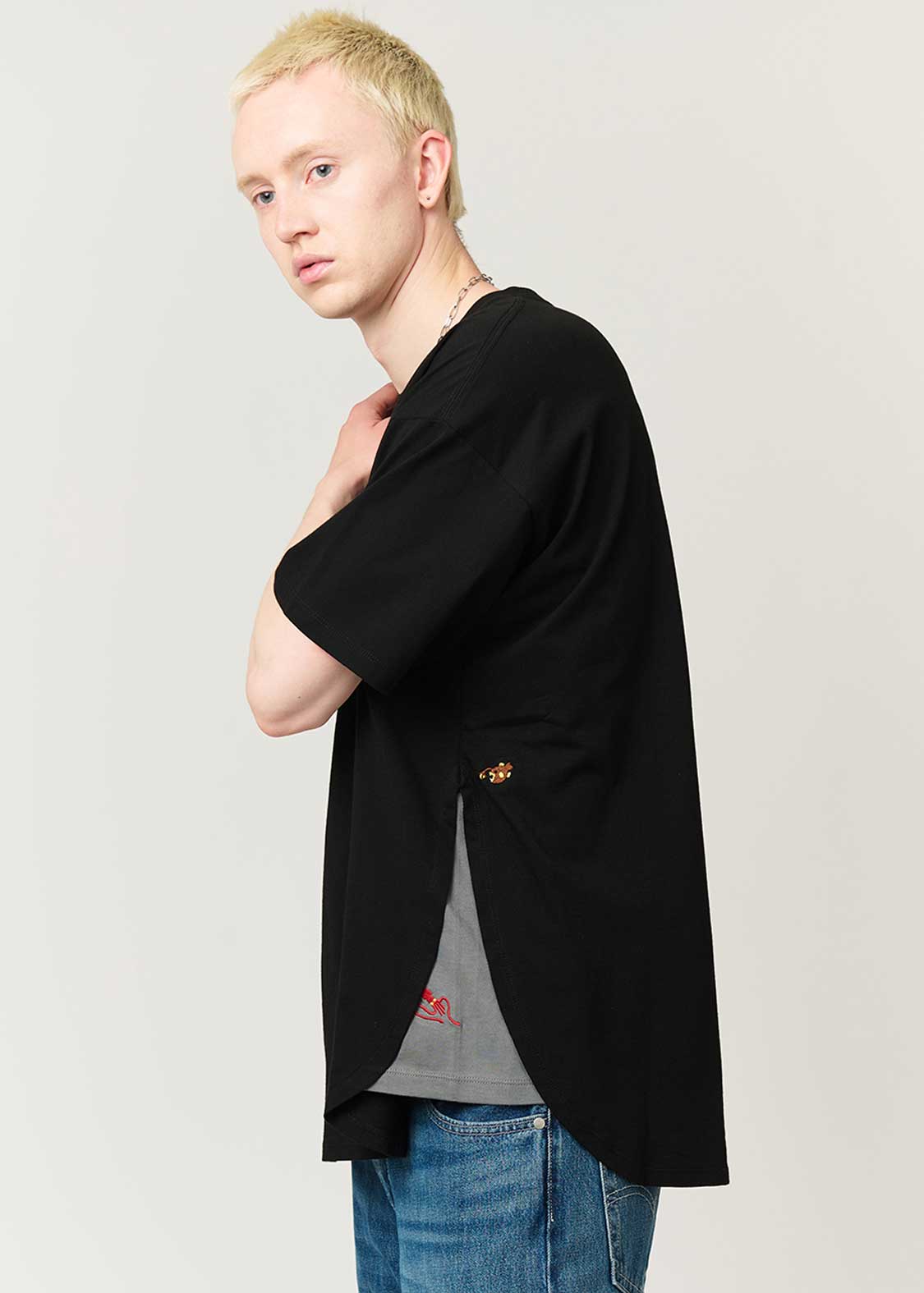 Mysterious Animals | Side Gusset T-Shirt