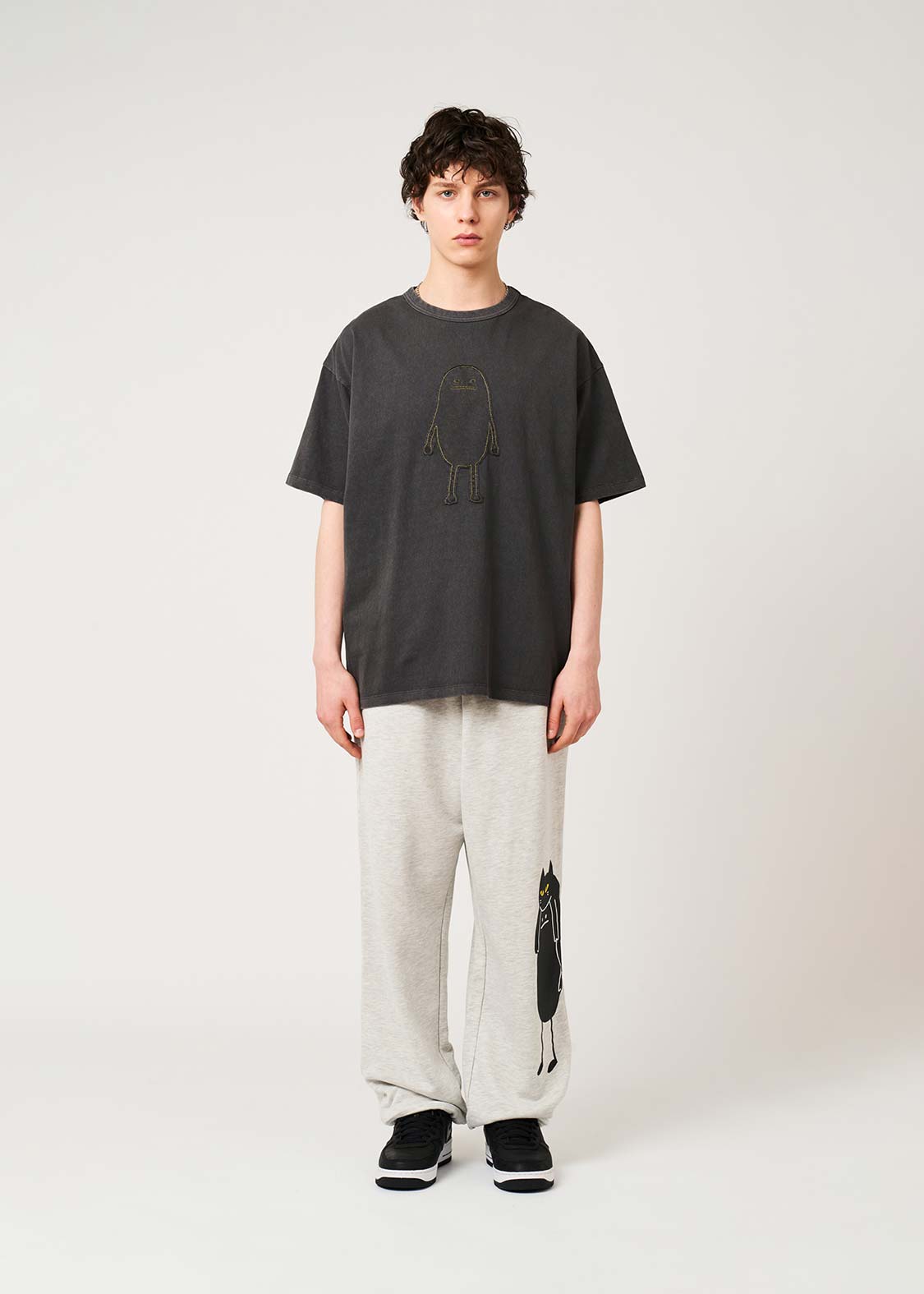 Beautiful Shadow A | Pigment Oversized T-Shirt
