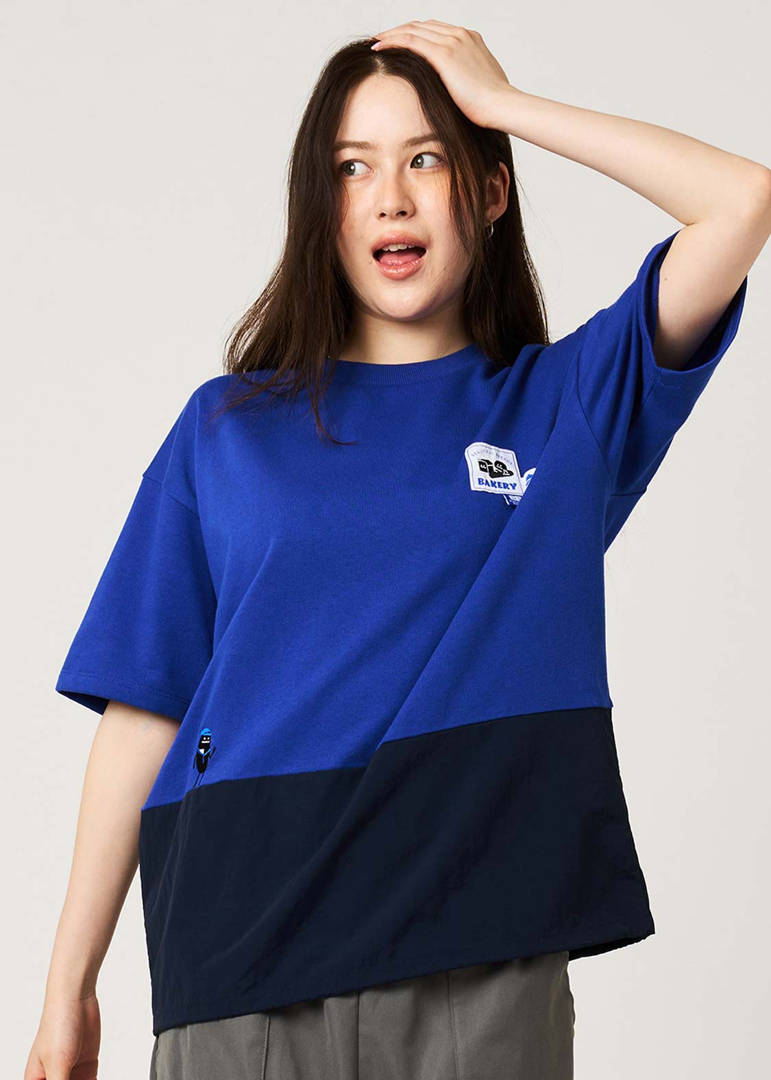Beautiful Shadow Bakery Drawstring Blue | Oversized T-Shirt