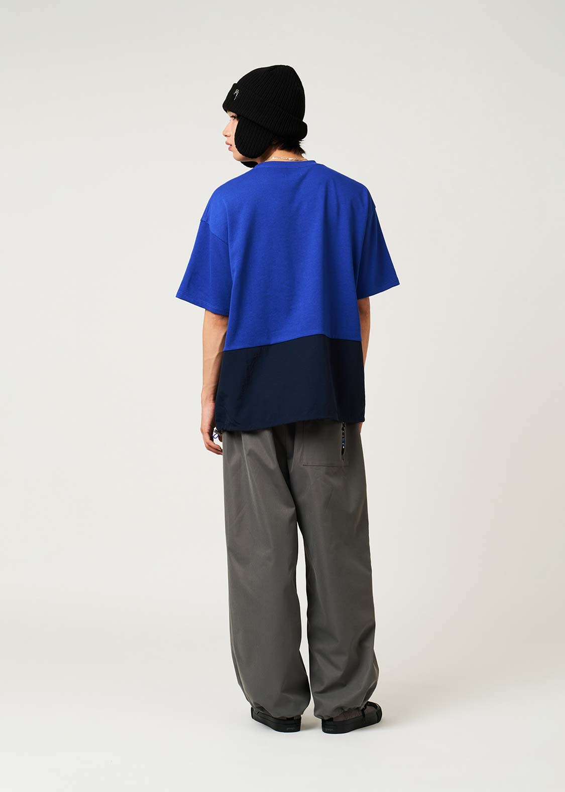 Beautiful Shadow Bakery Drawstring Blue | Oversized T-Shirt
