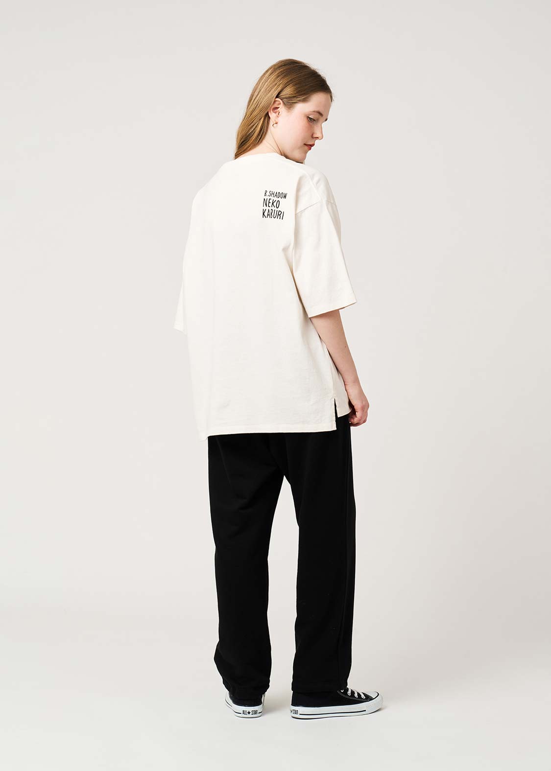 Neko Kaburi Beautiful Shadow WH | Pigment Oversized T-Shirt