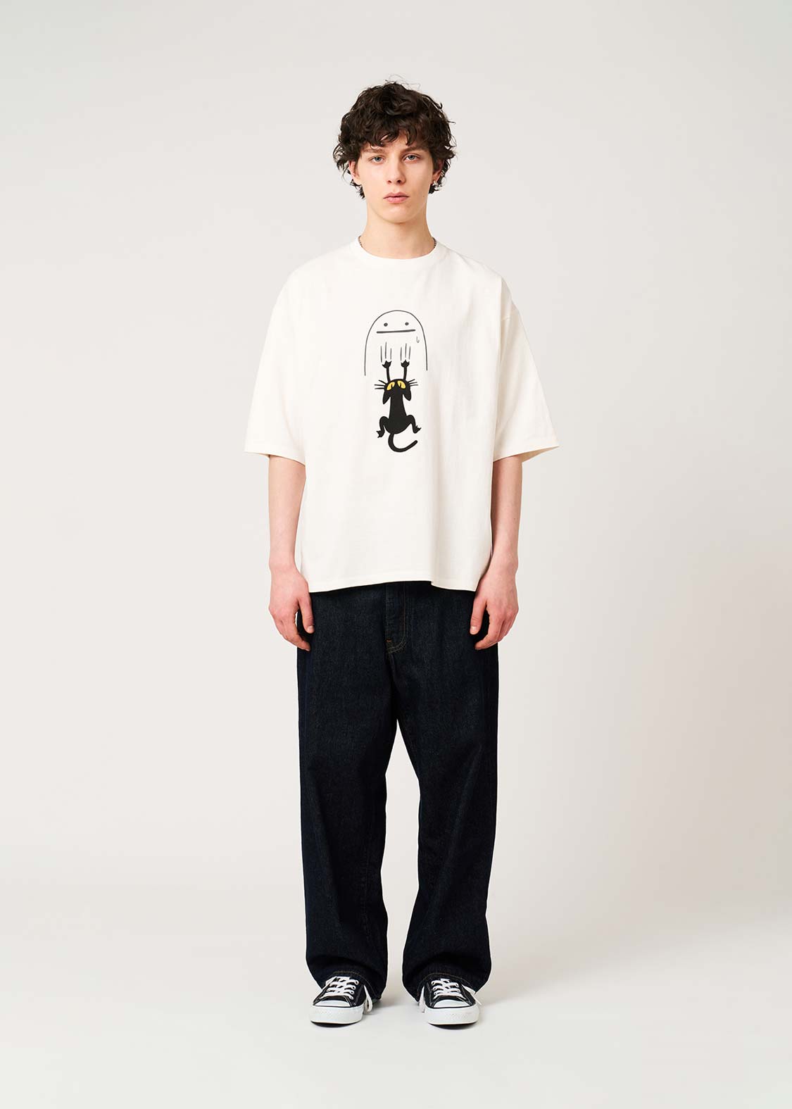 Neko Kaburi Beautiful Shadow WH | Pigment Oversized T-Shirt