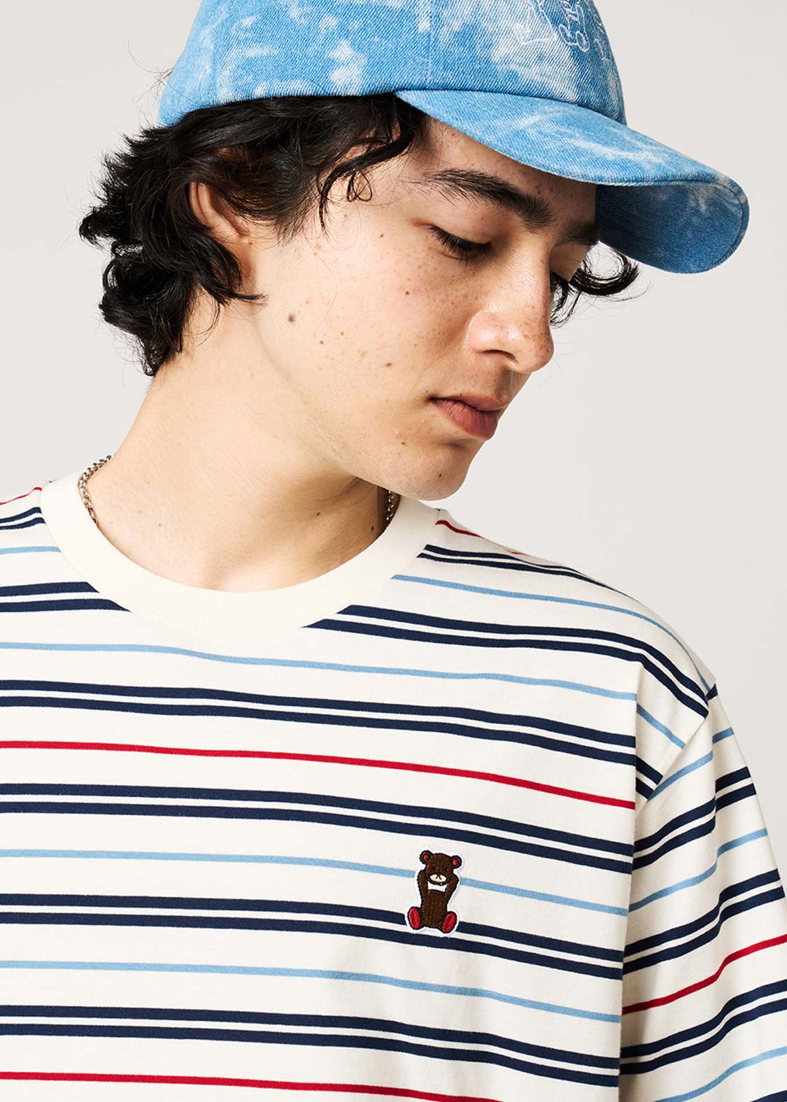 Control Bear | Border T-Shirt