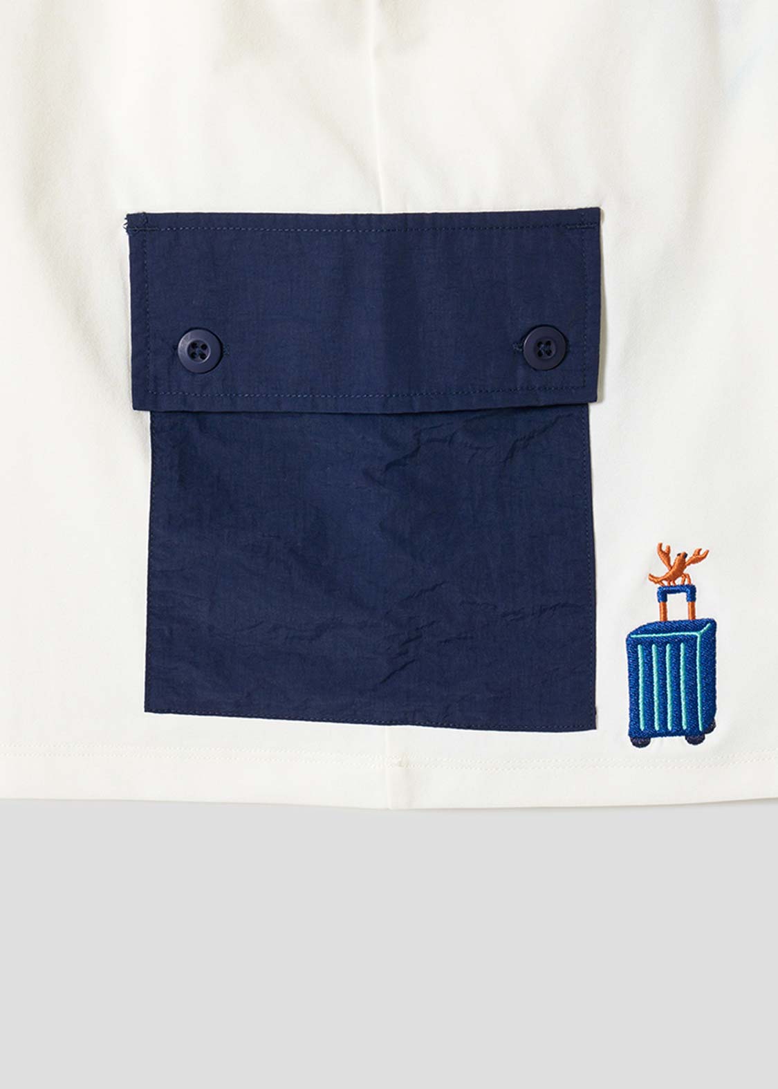 Ikaku Trip | Cargo Pocket T-Shirt