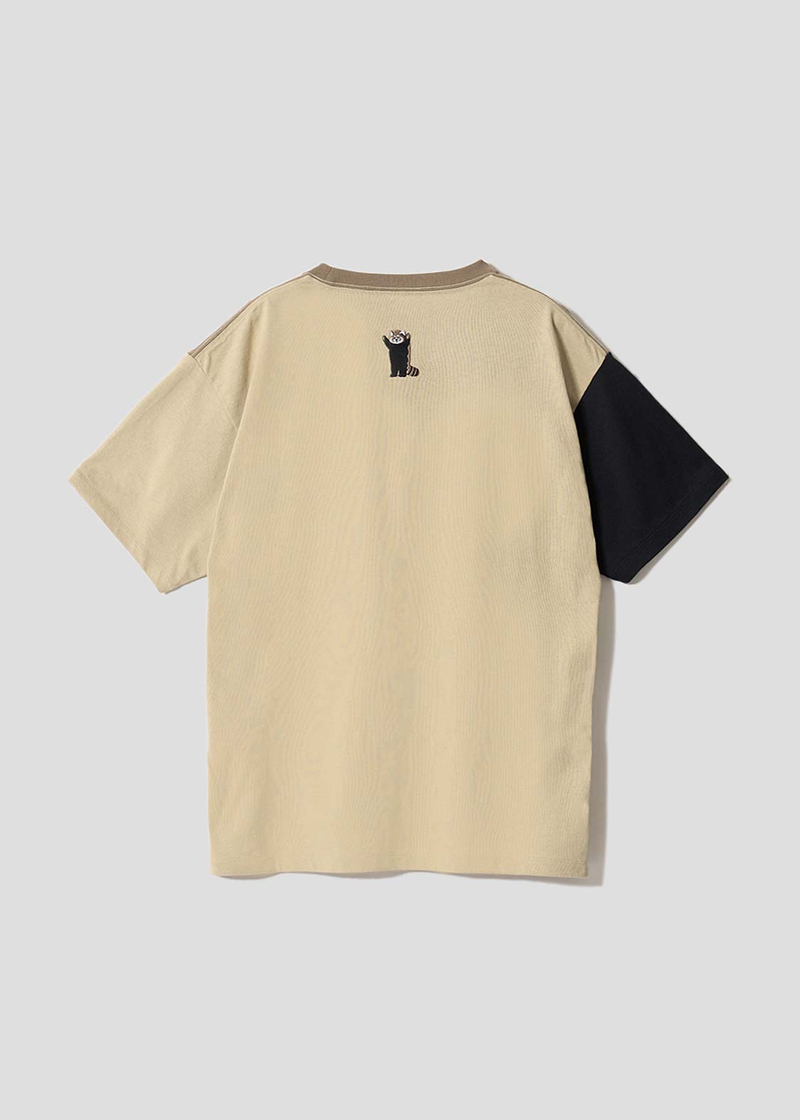 Ikaku | Hug Pocket Big T-Shirt