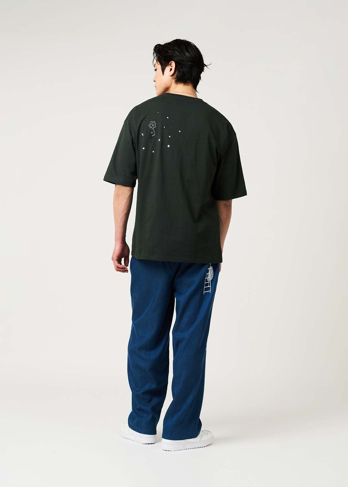 Magic Paint Beautiful Shadow | Metal Tip T-Shirt