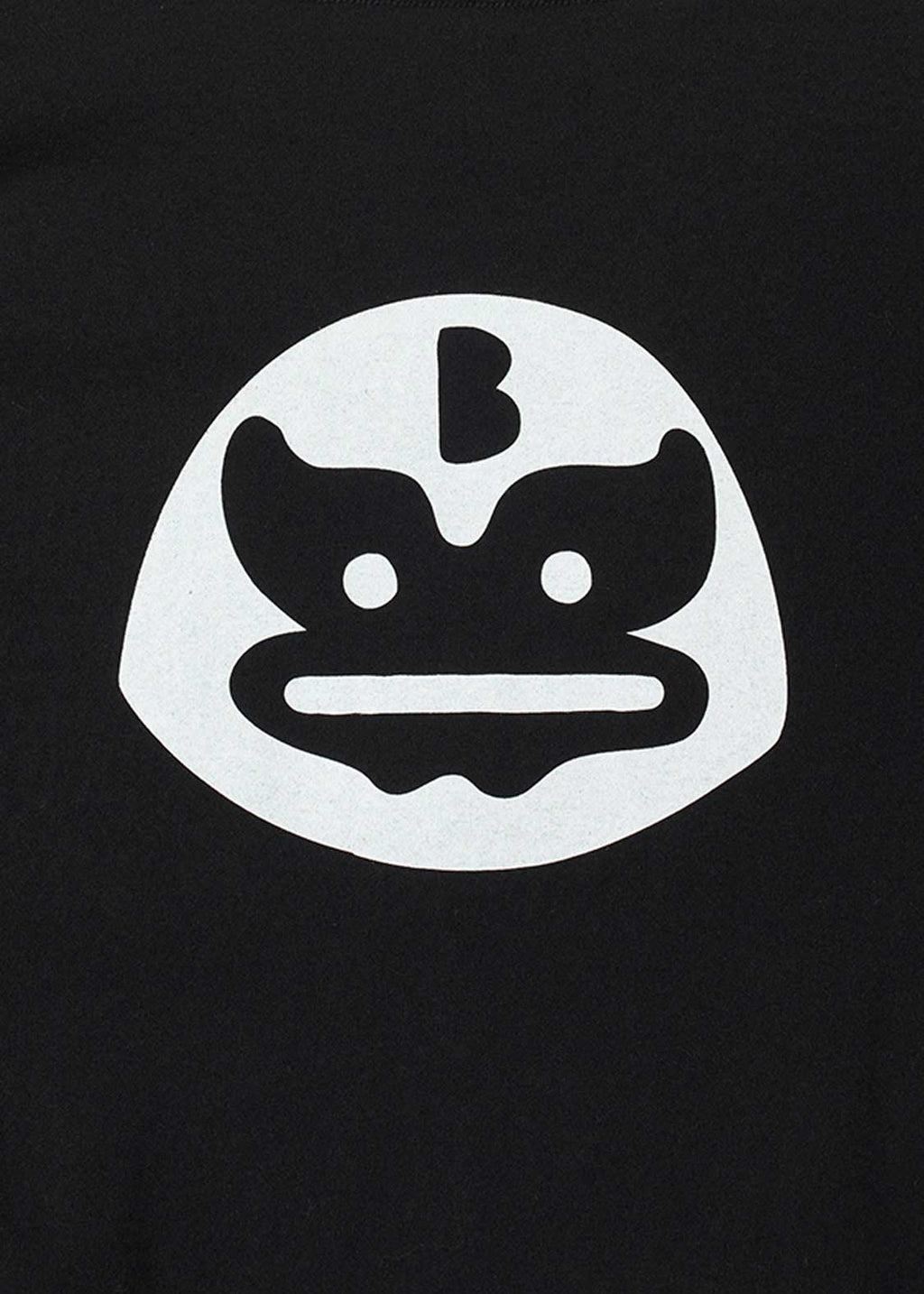 Beautiful Shadow Lucha | Big Pocket T-Shirt