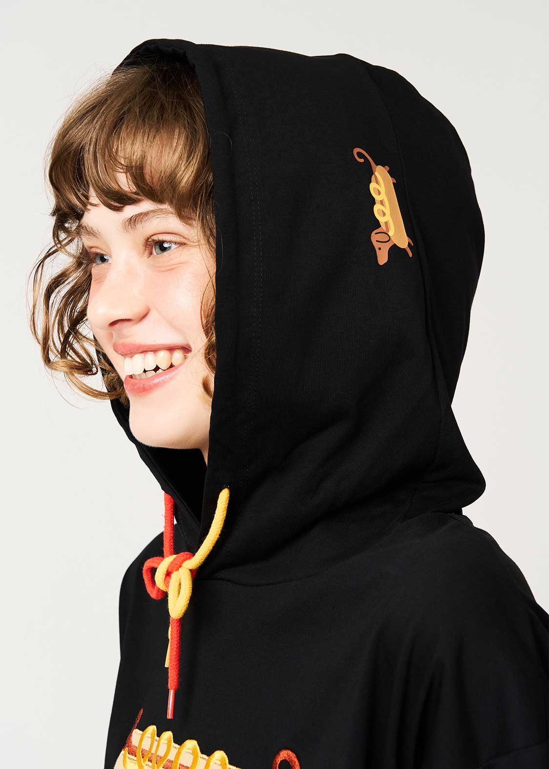 Nagasugiru Inu Meets Hot Dog | Big Silhouette Short-Sleeve Hoodie